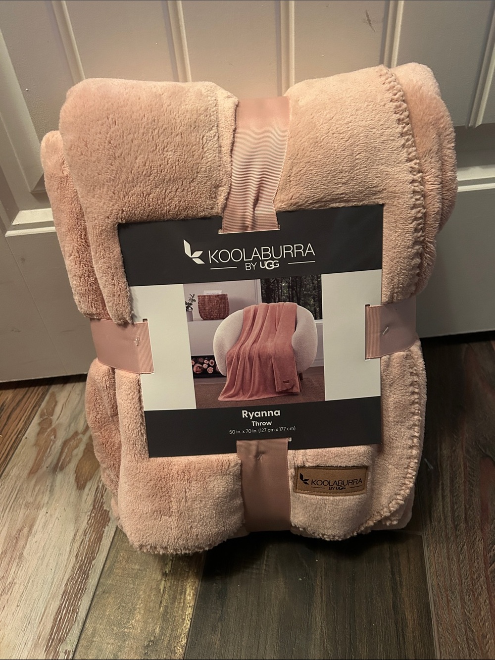 Koolaburra Plush Throw in Blush